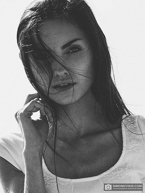 marte fredriksen by Nikolas Simonovikis - simonovikis.com